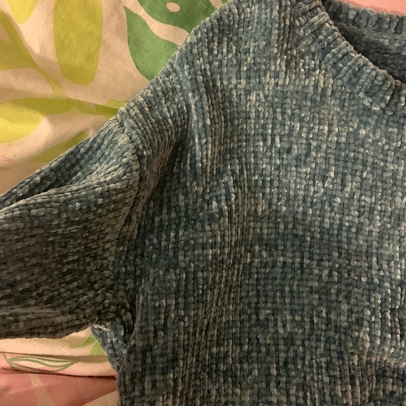 blue velvet sweater - Picture 5 of 6